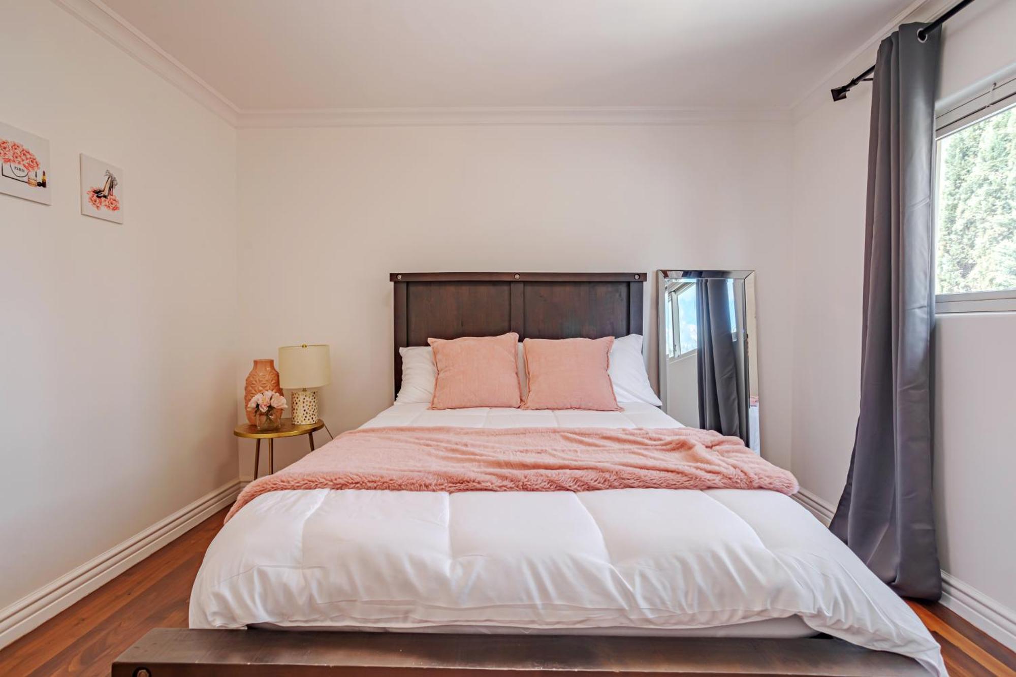 Beautiful 5 Bedroom 8 Bed Sleeps Up To 16 With Pool Near Universal * Los Ángeles