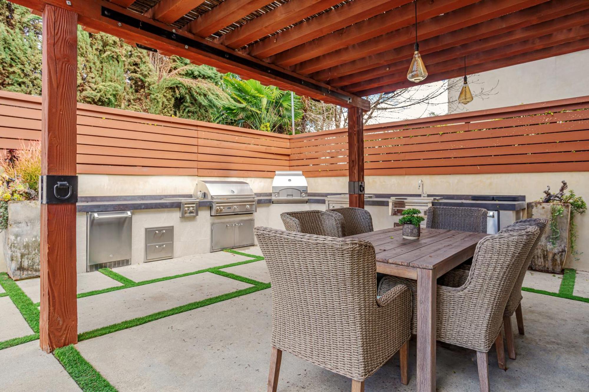 Beautiful 5 Bedroom 8 Bed Sleeps Up To 16 With Pool Near Universal Сasa de vacaciones *